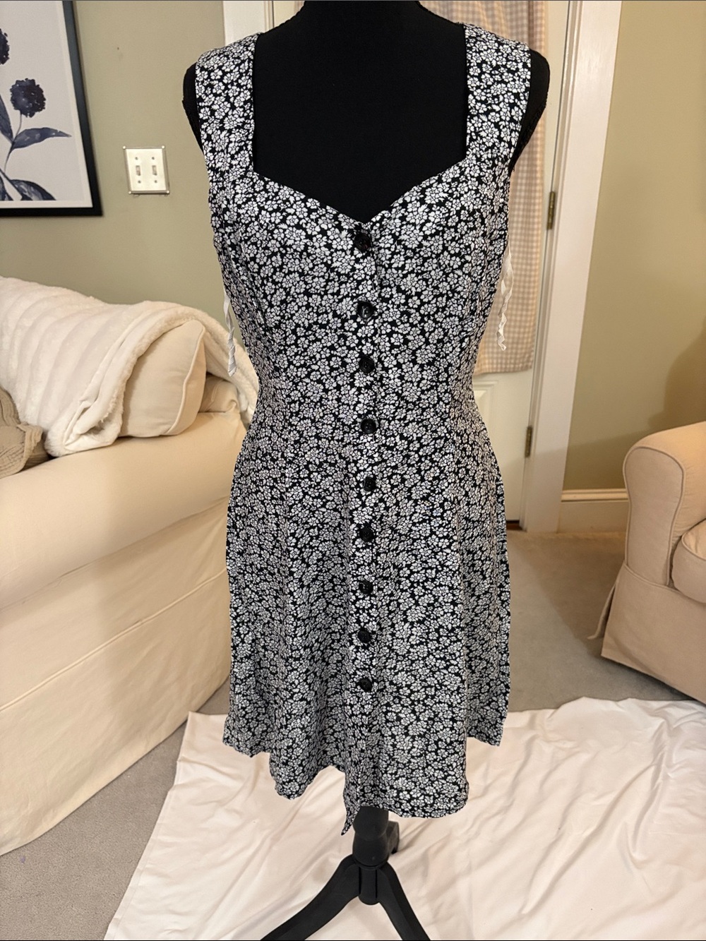 Black & White Floral Button-Front Midi Dress